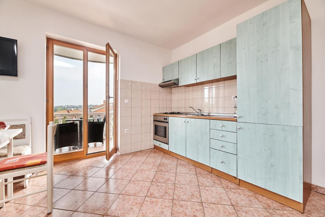 Apartment Car Умаг Екстер'єр фото